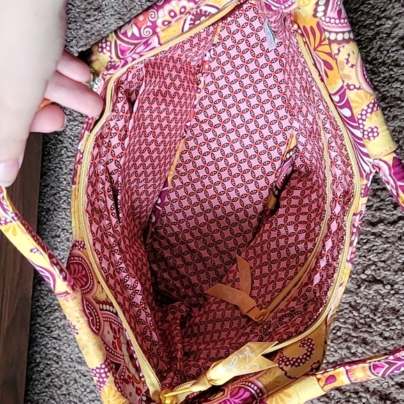 VERA bradley purse nwt Vera bradley purse retired Vera bradley purse retired - Picture 14 of 16